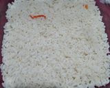 Foto del paso 2 de la receta: Arroz con elote y queso horneado