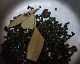 A picture of step 2 of Dal Makhani.
