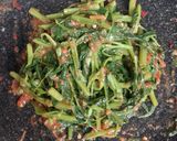 Foto langkah ke 4 dari resep Plecing Kangkung Khas Bali.