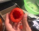 Hình bước làm 2 của món Cà chua nhồi thịt đút lò