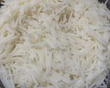 A picture of step 1 of Rice Sevai Upma.