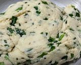 A picture of step 2 of Methi Mathri.