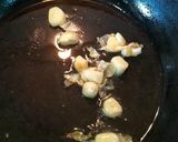 Foto del paso 2 de la receta: Patatas con gulas