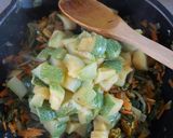 Foto del paso 4 de la receta: Guiso de zapallo italiano y acelga con arroz árabe a mi manera
