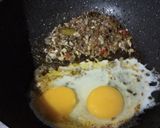 Foto langkah ke 2 dari resep Nasi Goreng Sambal Cabe Hijau.