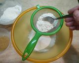 Φωτογραφία βήματος 3 της συνταγής Banana Bread με γιαούρτι, chips σοκολάτας και καρύδια