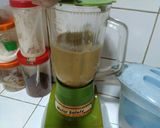 Foto langkah ke 3 dari resep Avocado Ice Float.