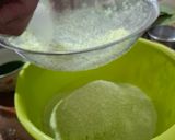 Foto langkah ke 7 dari resep Kue Putu Bambu (Versi Daun Pisang).