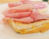 Foto del paso 3 de la receta: "Bikini", Sándwich mixto de Jamón York con tres Quesos
