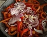 Foto del paso 2 de la receta Quesadillas con pimiento y champiñones