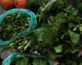 A picture of step 1 of Sarson ka sag with green pease & mushroom.