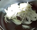 Foto del paso 1 de la receta: Carne guisada con la barbacoa o carne sobrante