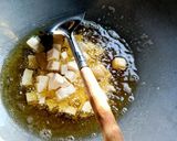 Foto langkah ke 4 dari resep Tahu Cecek Tumis Kecap.