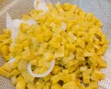 Foto del paso 2 de la receta: Chicharrón de gluten, en salsa roja
