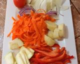 Foto del paso 2 de la receta: Lomito de Atún con vegetales #riquísimo #rápido #saludable #horno 🐟🥕🌶🧅🧄🍅