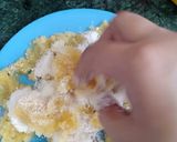 A picture of step 4 of Moong daal coconut kalash halwa.