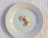 Foto del paso 3 de la receta: Mini medialunas.- Fácil y rápido. (10 minutos)