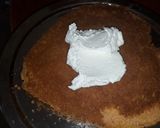 A picture of step 6 of Heart shaped rose ice cream cake.
