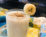 A picture of step 3 of Banana Shake.