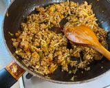 A picture of step 3 of Thai Gaprao Rice (Readymade sauce).