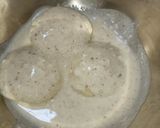 A picture of step 2 of Dahi Idli.