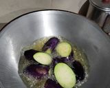 Foto langkah ke 2 dari resep Balado terong ungu.