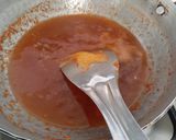 A picture of step 2 of سموسہ چٹنی.