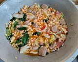 Foto langkah ke 5 dari resep Seblak Kuah Pedas.
