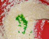 A picture of step 5 of Surprise Green Velvet Cupcakes.