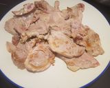 Foto del paso 1 de la receta Lomo de cerdo ibérico en salsa de yogur y champiñones con quinoa