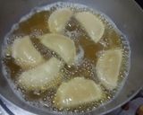 गुजिया (gujiya recipe in Hindi) रेसिपी चरण 6 फोटो