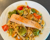 Foto del paso 5 de la receta: Wok de verduras con salmón