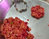 A picture of step 3 of Beetroot Oats Tikki.