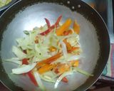 Foto del paso 1 de la receta: Wok de tallarines con verduras y milanesa de zapallo