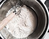 Foto langkah ke 1 dari resep Rustic bread (Instant Yeast).