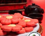 Foto langkah ke 2 dari resep Red blossom cookies🍪.