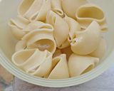 Φωτογραφία βήματος 5 της συνταγής Κοχύλια γεμιστά με κιμά στο φούρνο Αντώνης