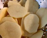 Foto del paso 1 de la receta: Salchichas con vino blanco y patatas cocidas