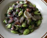 Foto langkah ke 5 dari resep 5.12 Tumis Bawang Pete Cumi Asin.
