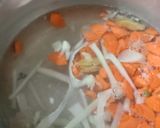 Foto langkah ke 3 dari resep Sayur Bening (Kelor, Wortel, dan Pepaya Muda).