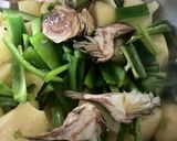 Foto del paso 12 de la receta: Bullabesa de salmón y gambones, con verduras del hortet