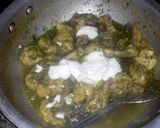 A picture of step 6 of Green Chicken Karahi.