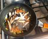 Foto del paso 2 de la receta: Parpadelle o cinta ancha, con salsa de hongos Portobello.😉