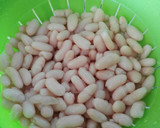 Foto del paso 1 de la receta: Alubias blancas con verduras y salsa de pimientos