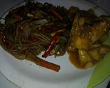 Foto del paso 17 de la receta: Alitas de pollo y tallarines con salsa de soja