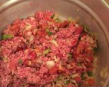 Foto del paso 1 de la receta: Relleno de carne envuelto en repollo con salsa blanca light y arroz