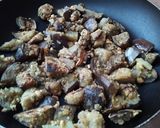 Foto del paso 3 de la receta: Cubitos de berenjena🍆 en salsa agridulce🍯🌶