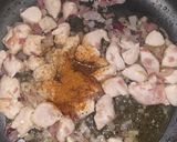 A picture of step 3 of Chicken corn soup.