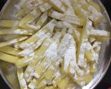 બટાકા ની ચિપ્સ (Bataka Chips Recipe In Gujarati) રેસીપી સ્ટેપ2ફોટો