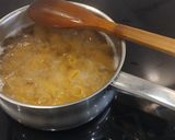 Foto del paso 2 de la receta Menú Completo: Pasta al Queso Azul en Microondas, Secreto Ibérico al Limón y Peras plancha en miel